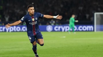 博鱼电竞APP-杜埃vs利物浦数据：1进球，3射2正，14次丢失球权全场最高