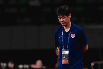 博鱼电竞平台-泰山队紧急换帅，三大潜在人选，一人呼声最高，另一人最具冲冠潜力|韩天宇|韩鹏|李霄鹏|山东泰山|陈泽仕_新浪体育_新浪新闻