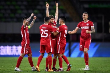 博鱼电竞官方网站-【中超】双外援建功卡耶维奇破门 梅州2比1武汉长江